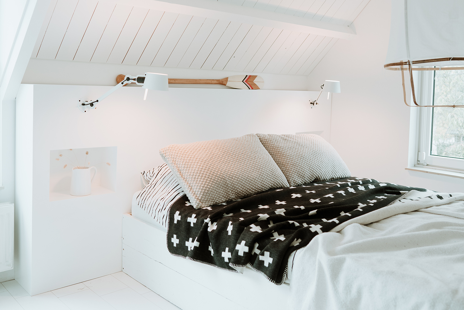 Tonone Bolt Design Nachttischlampe Tonone Bolt Design Nachttischlampe